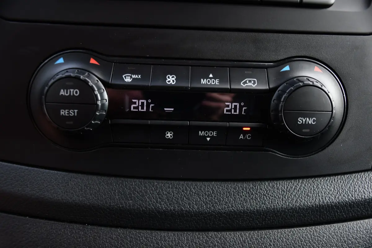 CDI L2 PB Edition Camera, Cruise, Carplay, 190pk, LED, Multimedia, Clima, Automaat, Uniek!