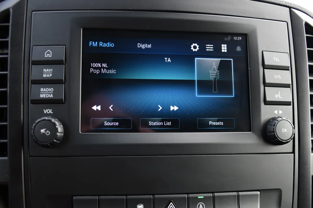 CDI L2 PB Edition Camera, Cruise, Carplay, 190pk, LED, Multimedia, Clima, Automaat, Uniek!