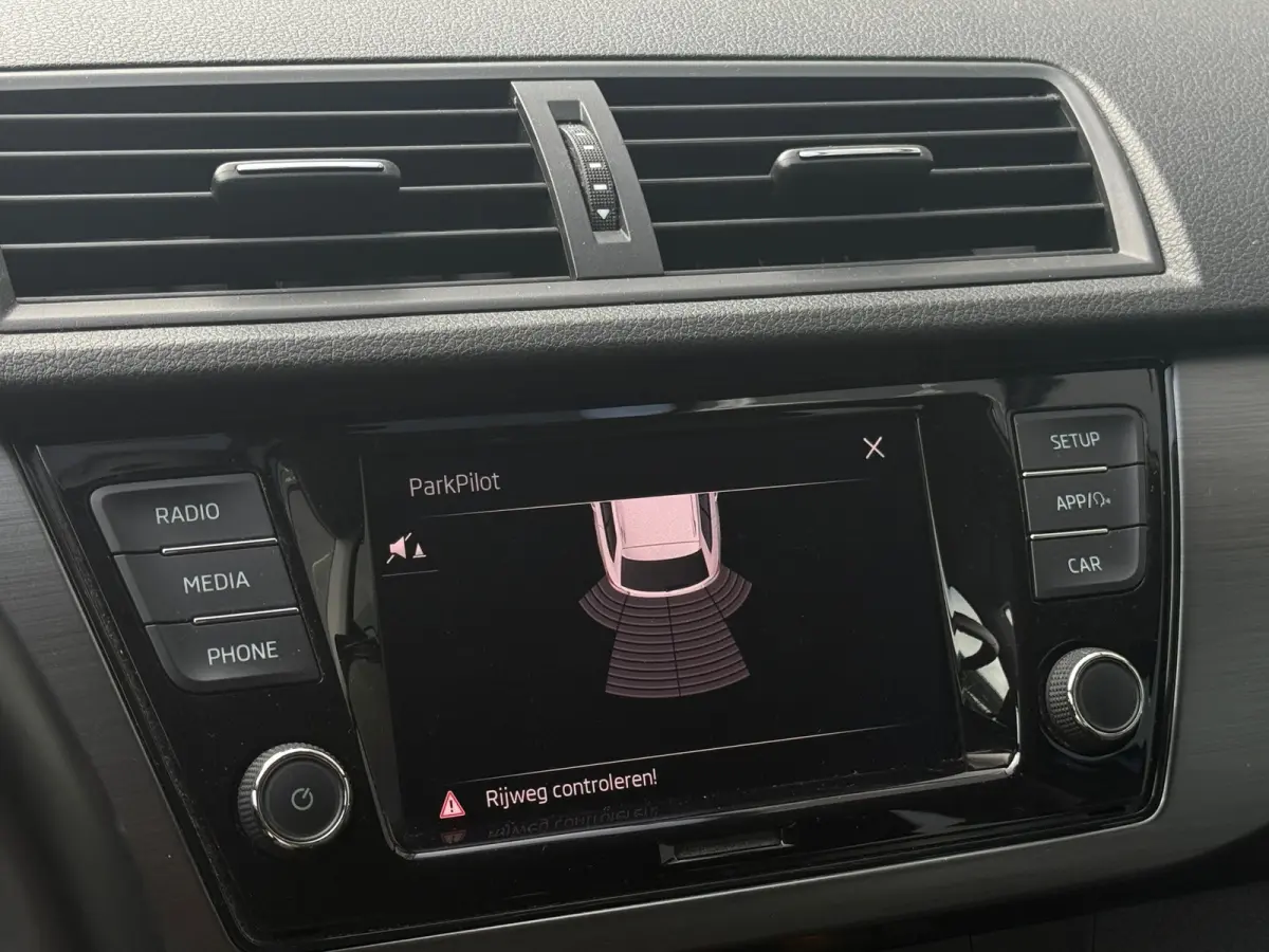 1.0 TSI BNS Edition Carplay|Parkeersensoren|Clima
