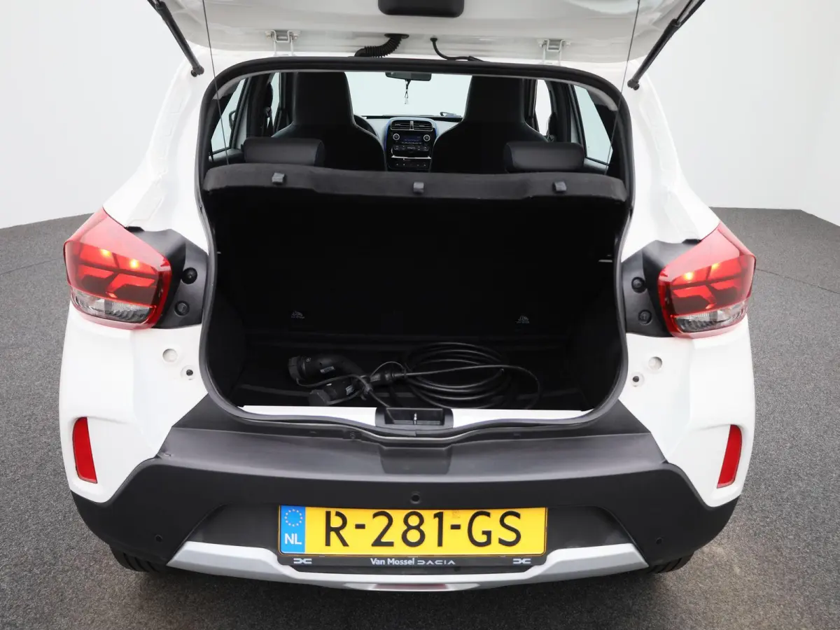Comfort 27 kWh | BTW AUTO | AIRCO | PARKEERSENSOREN | DAKRAILS