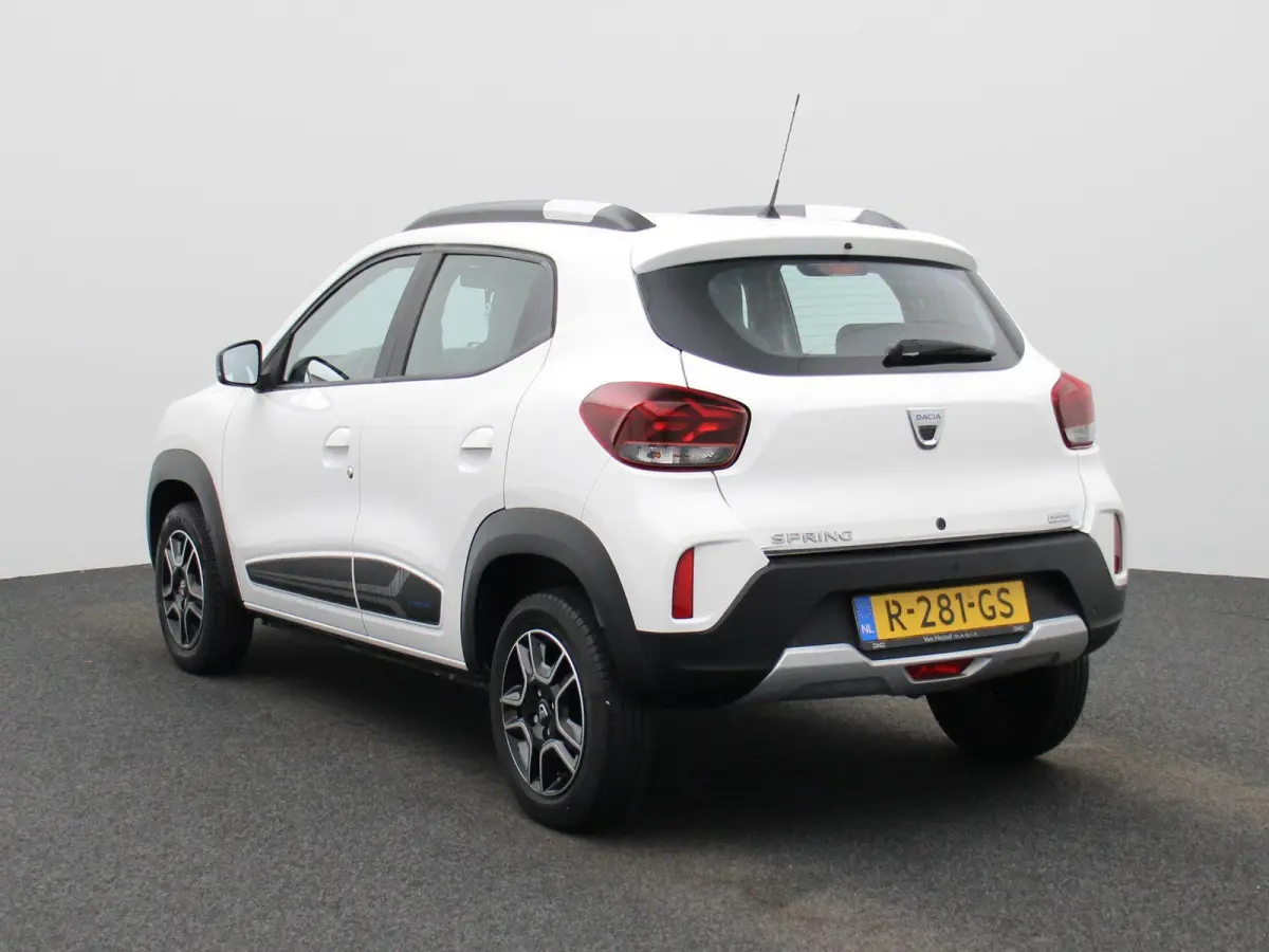Comfort 27 kWh | BTW AUTO | AIRCO | PARKEERSENSOREN | DAKRAILS