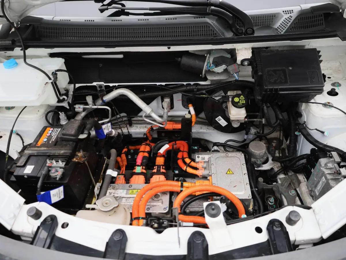 Comfort 27 kWh | BTW AUTO | AIRCO | PARKEERSENSOREN | DAKRAILS