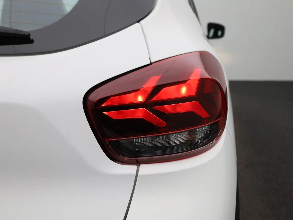 Comfort 27 kWh | BTW AUTO | AIRCO | PARKEERSENSOREN | DAKRAILS