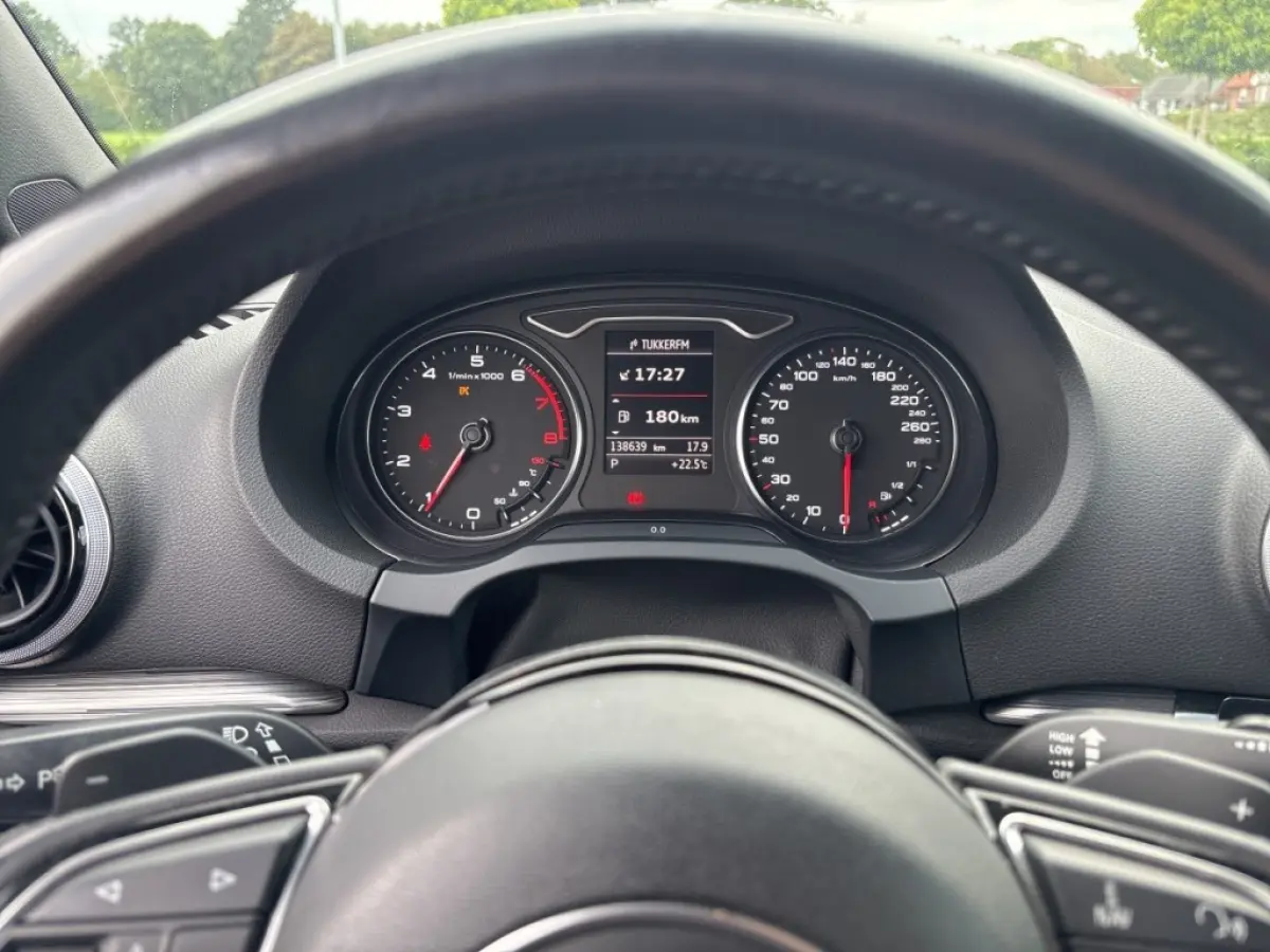 1.8 TFSI S-TRONIC AMBITION PDC/HALF-LEDER/B&O/ACC/STOELVERW/NAVI