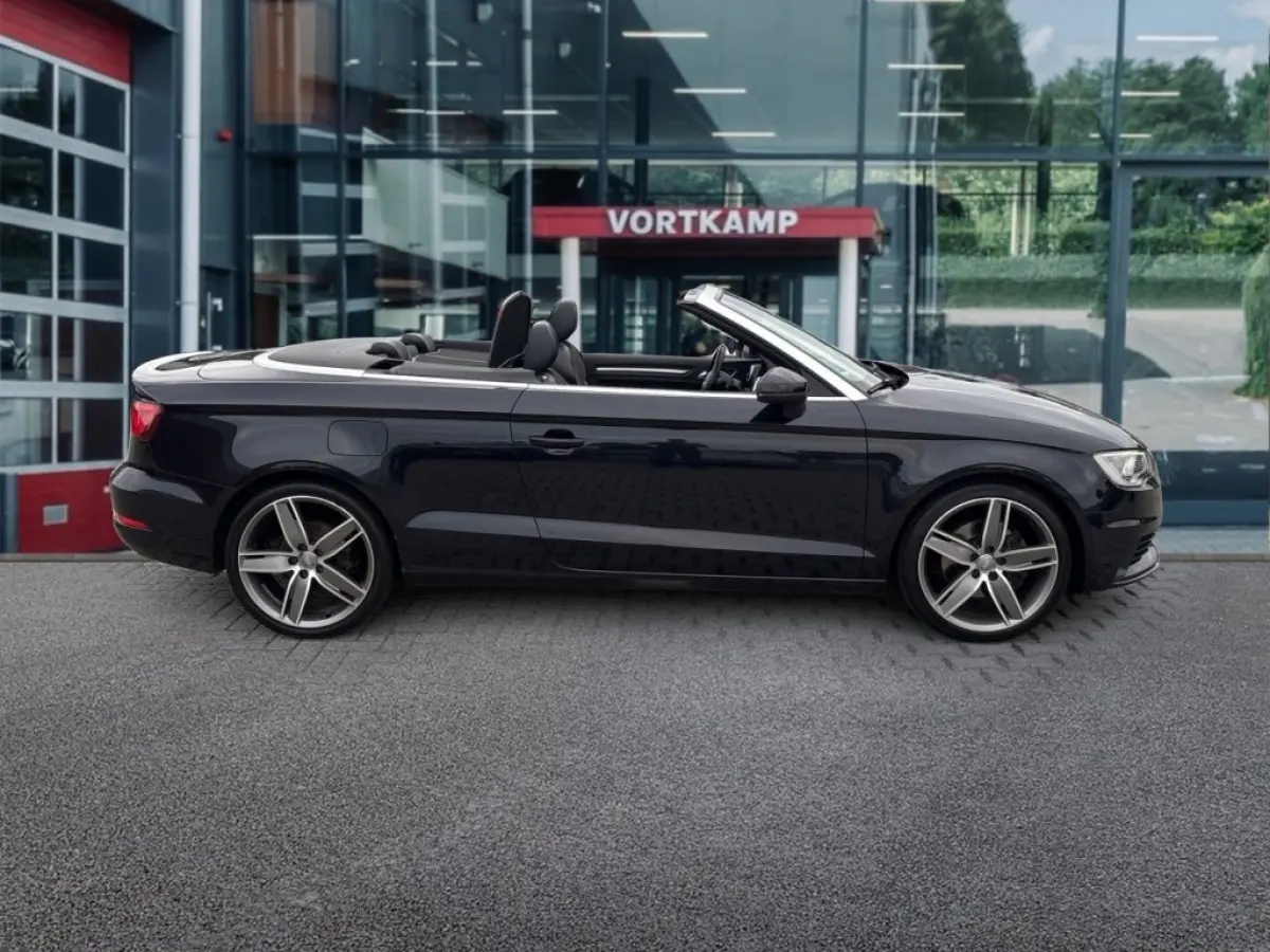 1.8 TFSI S-TRONIC AMBITION PDC/HALF-LEDER/B&O/ACC/STOELVERW/NAVI