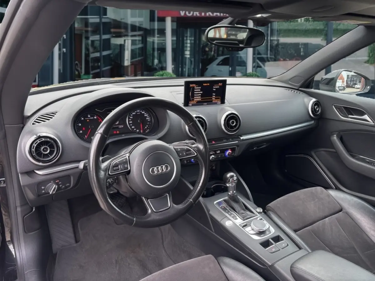 1.8 TFSI S-TRONIC AMBITION PDC/HALF-LEDER/B&O/ACC/STOELVERW/NAVI