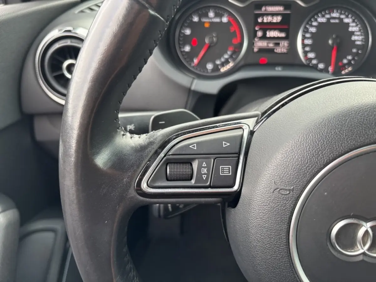 1.8 TFSI S-TRONIC AMBITION PDC/HALF-LEDER/B&O/ACC/STOELVERW/NAVI