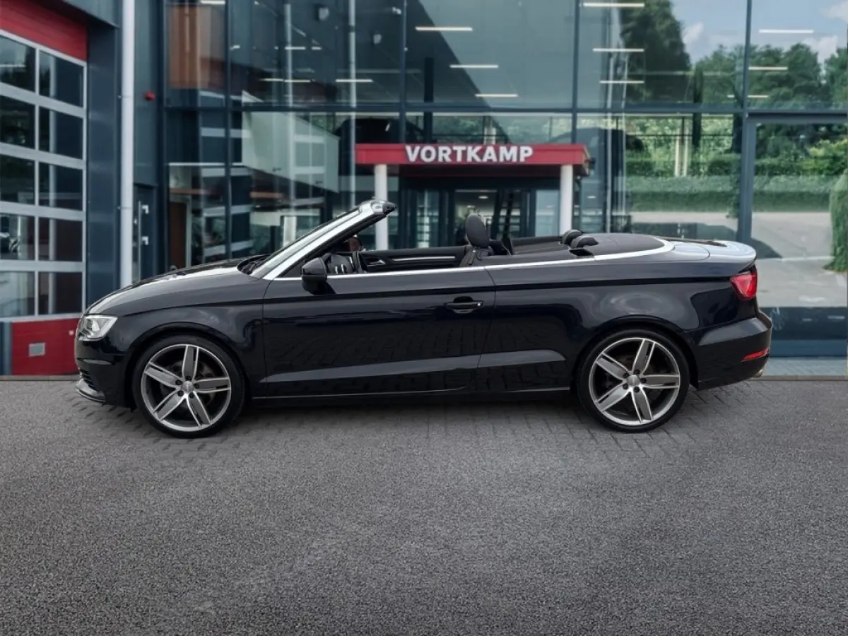 1.8 TFSI S-TRONIC AMBITION PDC/HALF-LEDER/B&O/ACC/STOELVERW/NAVI