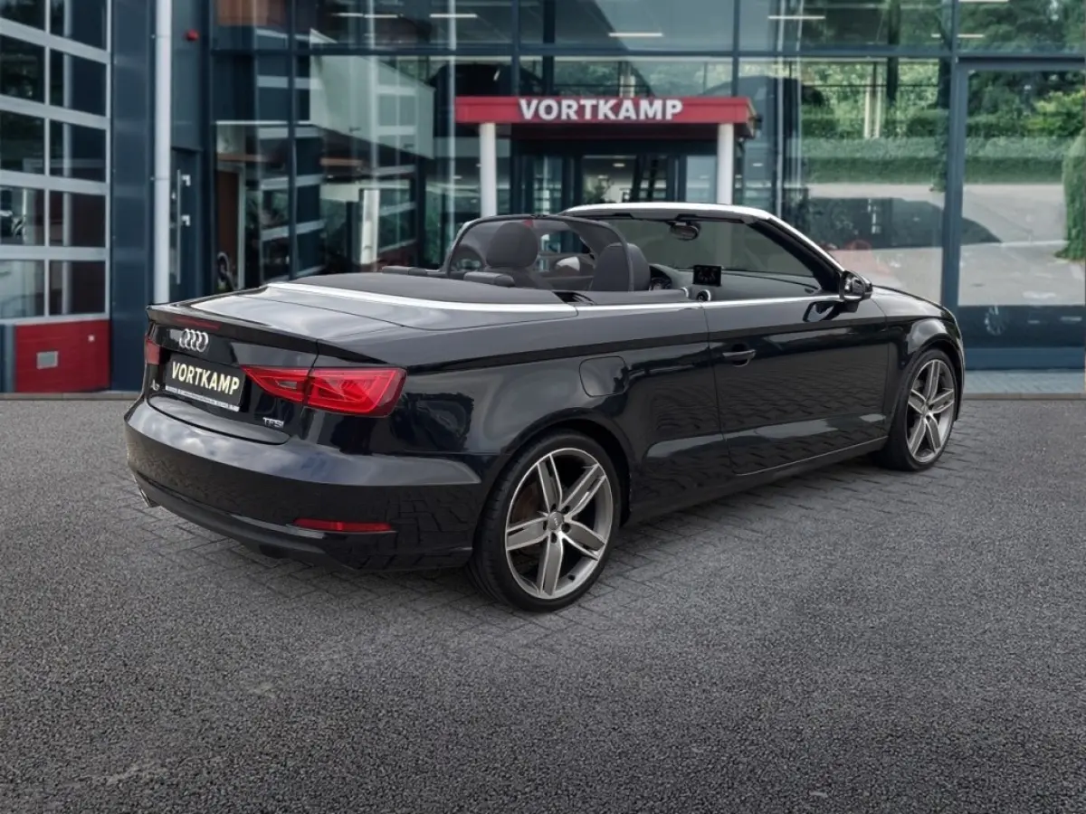1.8 TFSI S-TRONIC AMBITION PDC/HALF-LEDER/B&O/ACC/STOELVERW/NAVI