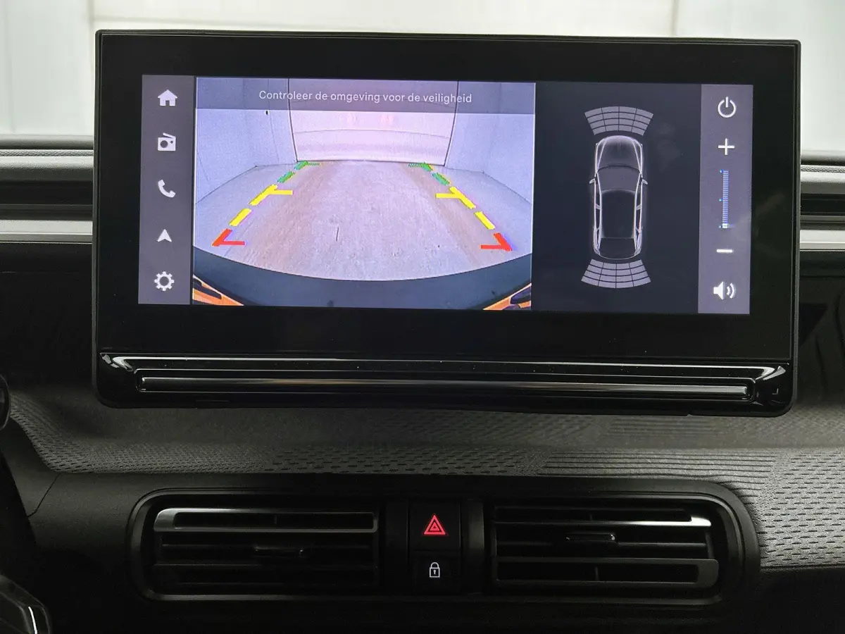 Max Comfort Range 44 kWh 113pk | Accu 96% | 3-fase laden | Lage kilometerstand | Navigatie | Achteruitrijcamera | Climate Control | Cruise Control | Parkeersensoren | Bluetooth | Draadloze A