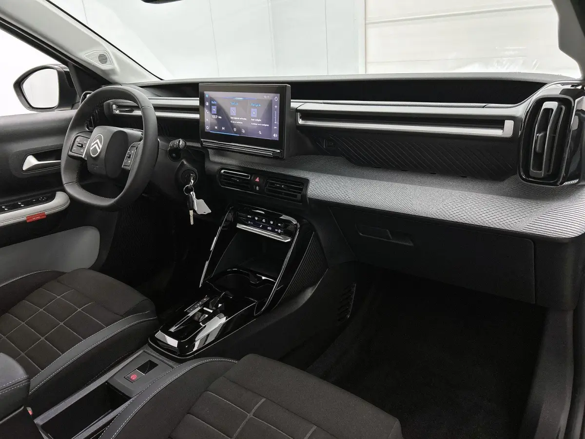 Max Comfort Range 44 kWh 113pk | Accu 96% | 3-fase laden | Lage kilometerstand | Navigatie | Achteruitrijcamera | Climate Control | Cruise Control | Parkeersensoren | Bluetooth | Draadloze A
