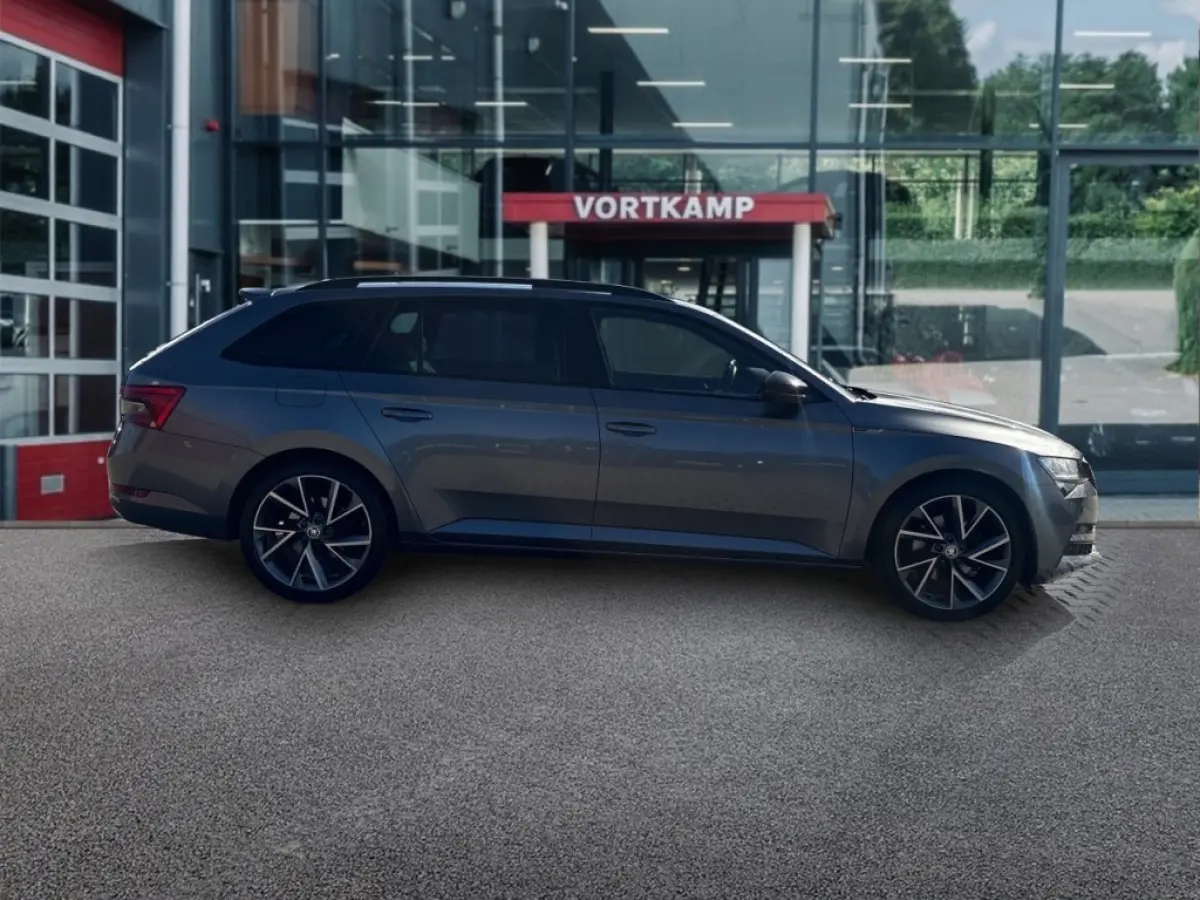 2.0 TDI DSG SPORTLINE PANO-DAK/TREKHAAK/360CAM/ELEK-KLEP/ACC/STOELVERW