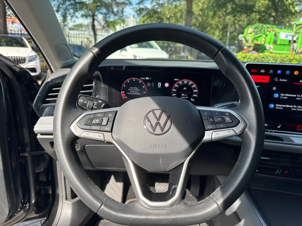 1.5 eTSI Business | APPLE CARPLAY | ANDROID AUTO | STOELVERWARMING | ALCANTARA STOELEN | NAVIGATIE | DIGITAAL DISPLAY