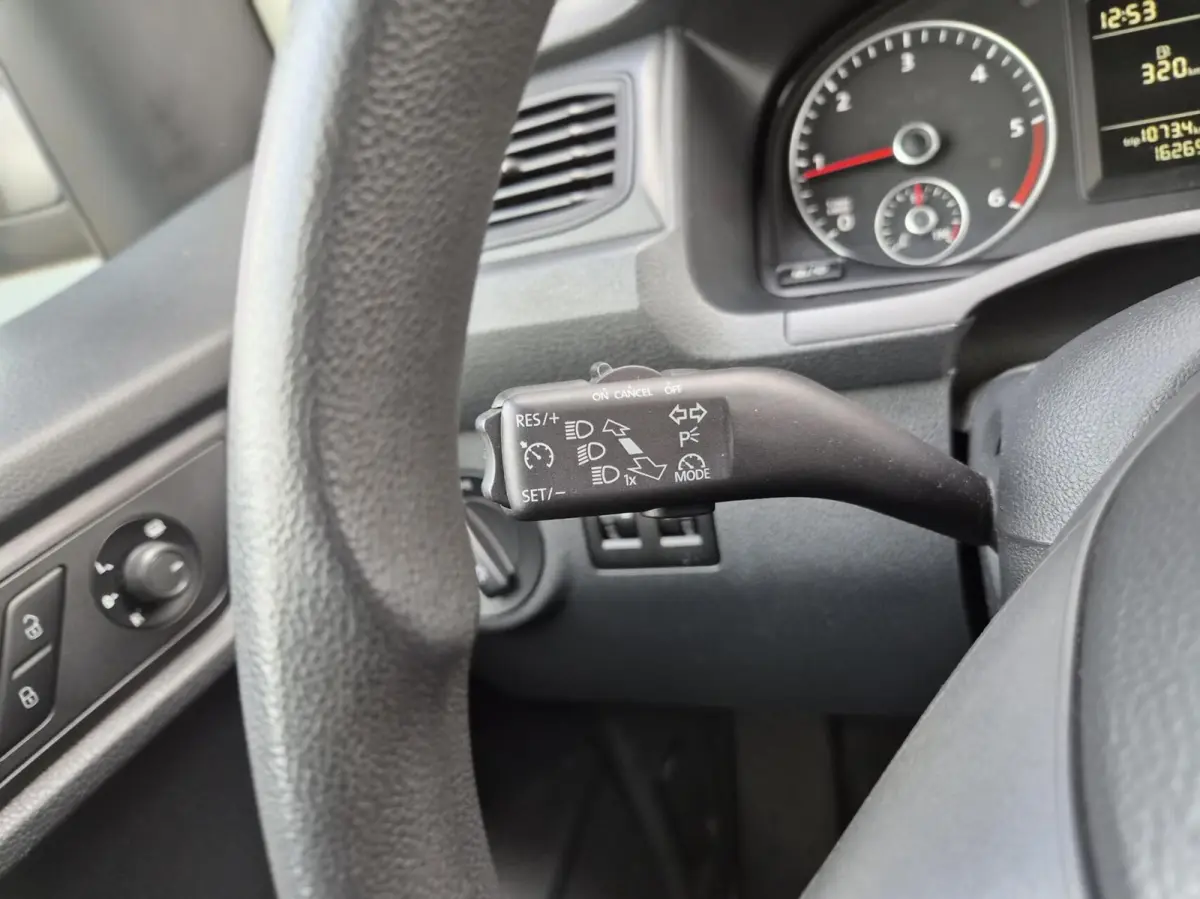 2.0 TDI L1H1 Airco Carplay 19 inch Marge
