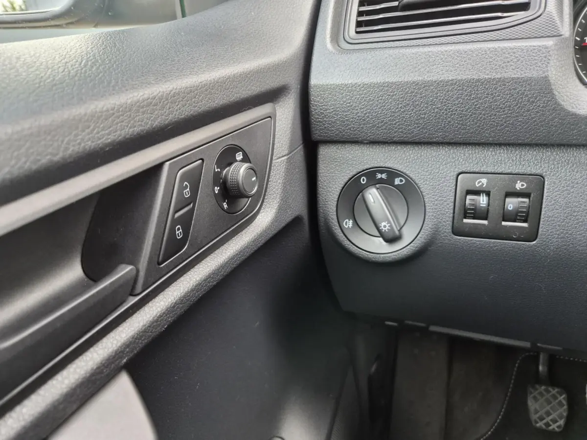 2.0 TDI L1H1 Airco Carplay 19 inch Marge