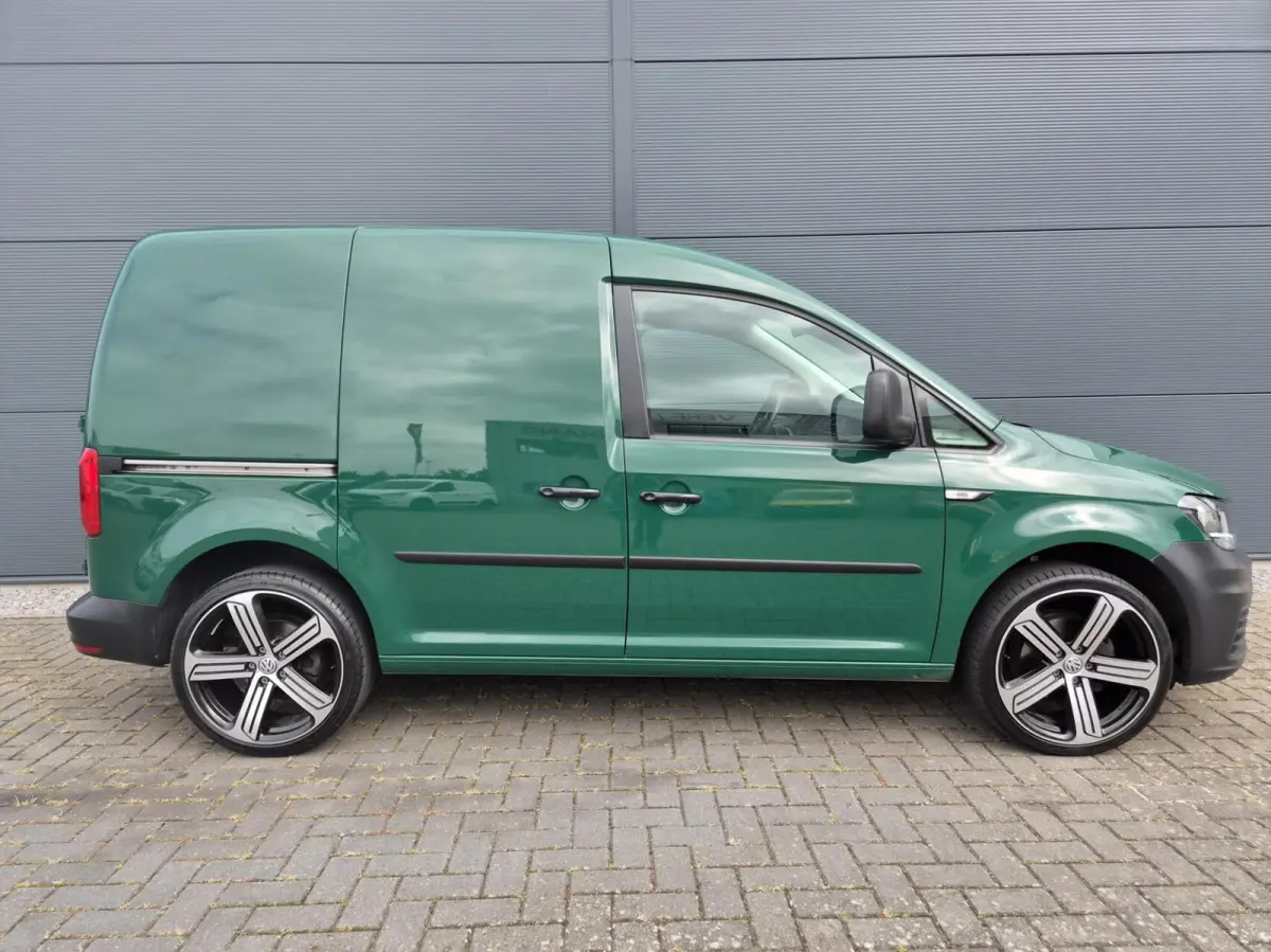 2.0 TDI L1H1 Airco Carplay 19 inch Marge