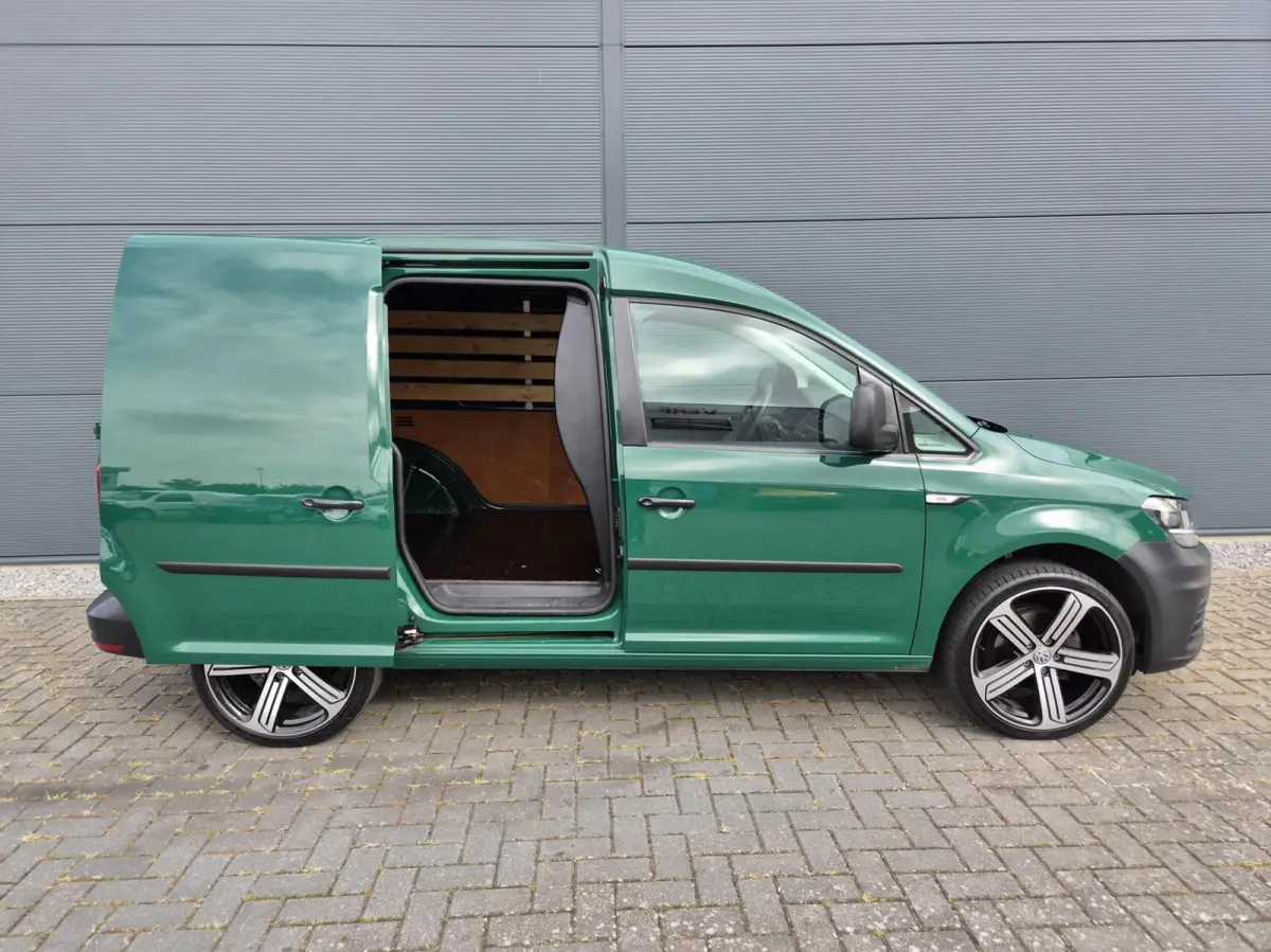 2.0 TDI L1H1 Airco Carplay 19 inch Marge