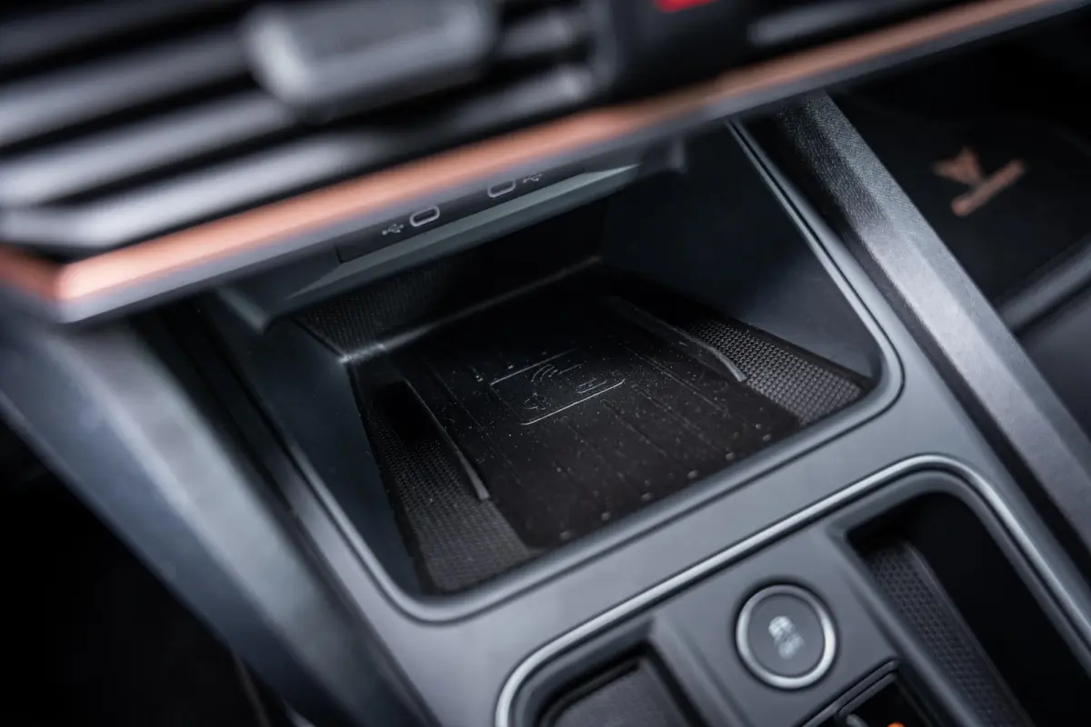 1.4 e-Hybrid 245pk VZ Copper Edition Pano|360°|Carplay|Stoel&Stuur-verw.|Dealeronderhouden