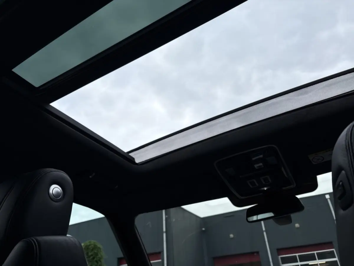 4.4 SDV8 VOGUE PANO-DAK/TREKHAAK/360CAM/ELEK-KLEP/MERIDIAN/MEM/ACC