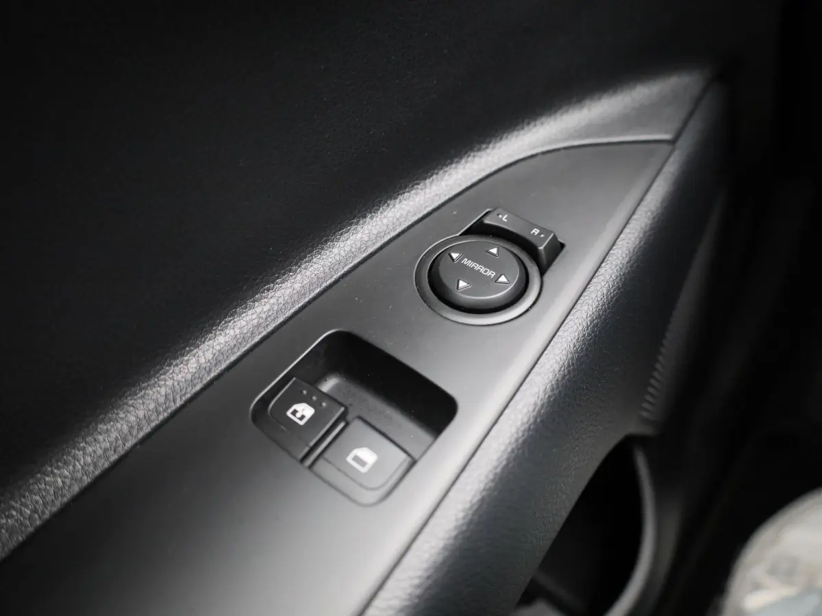 1.0 T-GDi MHEV DynamicLine | APPLE CARPLAY | AIRCO | BLUETOOTH | ACHTERUITRIJCAMERA |