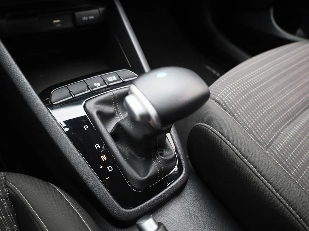 1.0 T-GDi MHEV DynamicLine | APPLE CARPLAY | AIRCO | BLUETOOTH | ACHTERUITRIJCAMERA |
