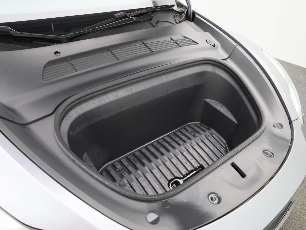 Long Range AWD 75 kWh