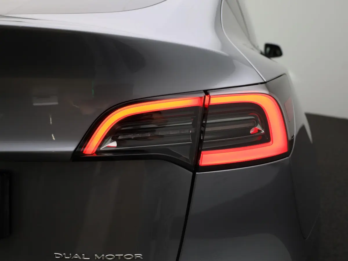 Long Range AWD 75 kWh