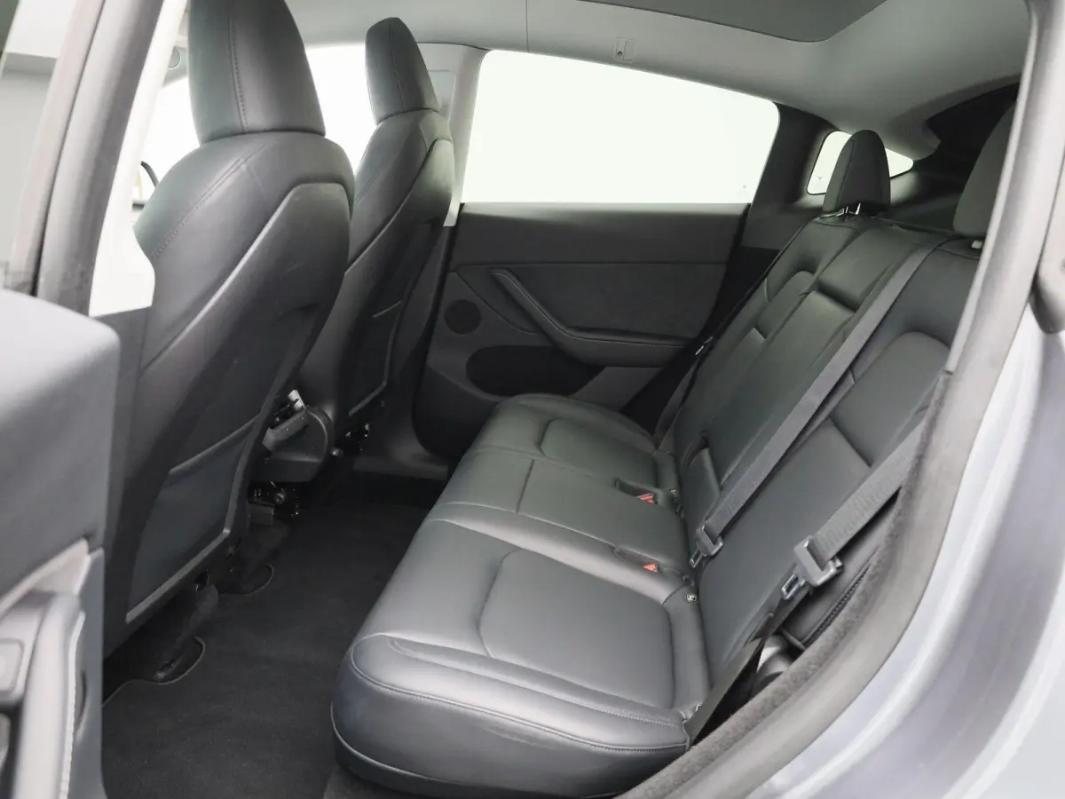 Long Range AWD 75 kWh