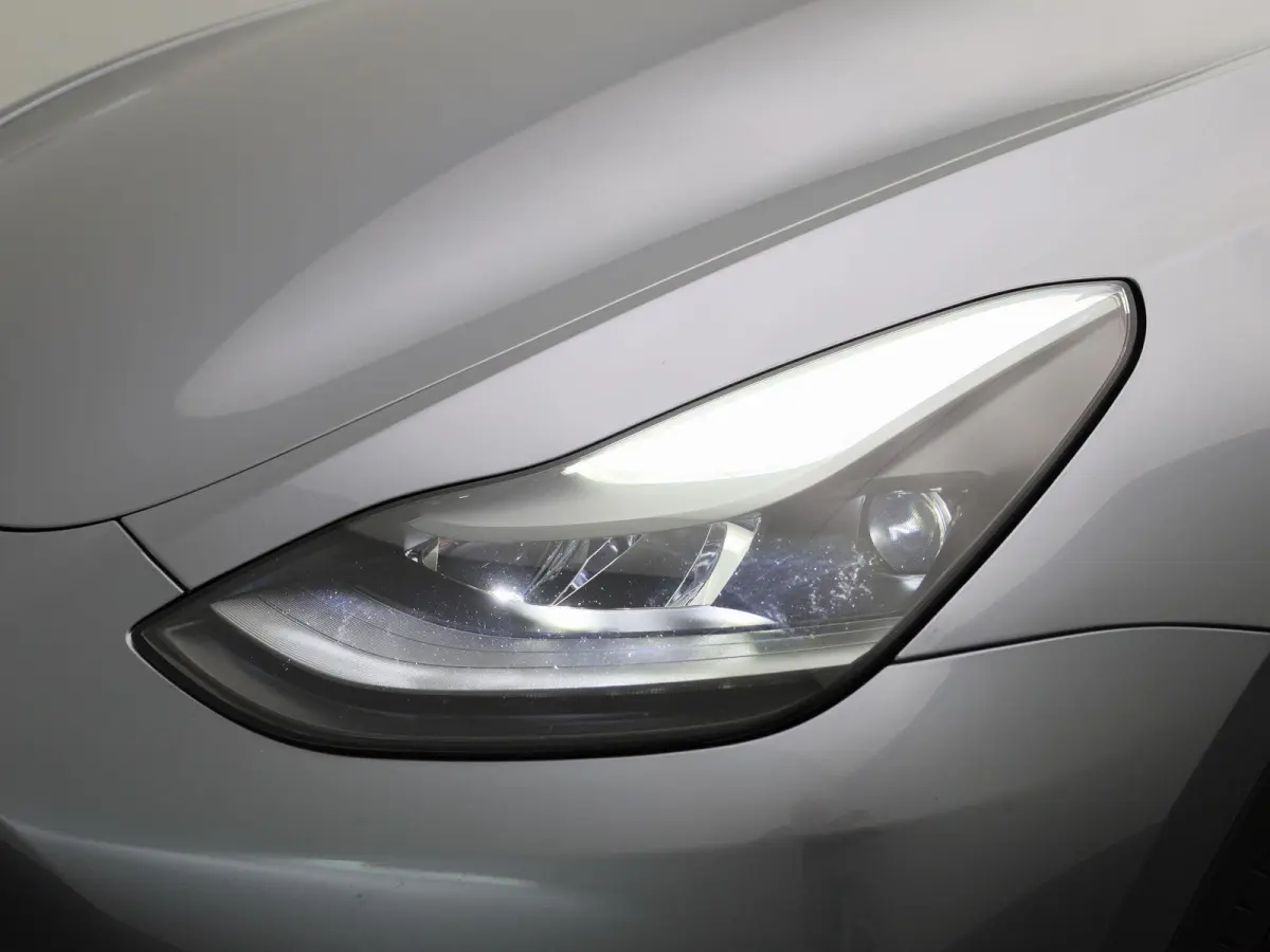 Long Range AWD 75 kWh