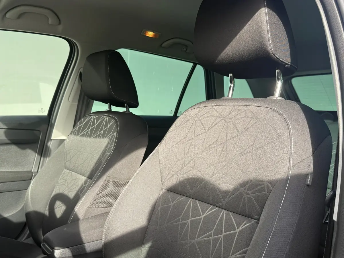 1.0 TSI 95PK Clever Navi|Carplay|PDC|16 Inch