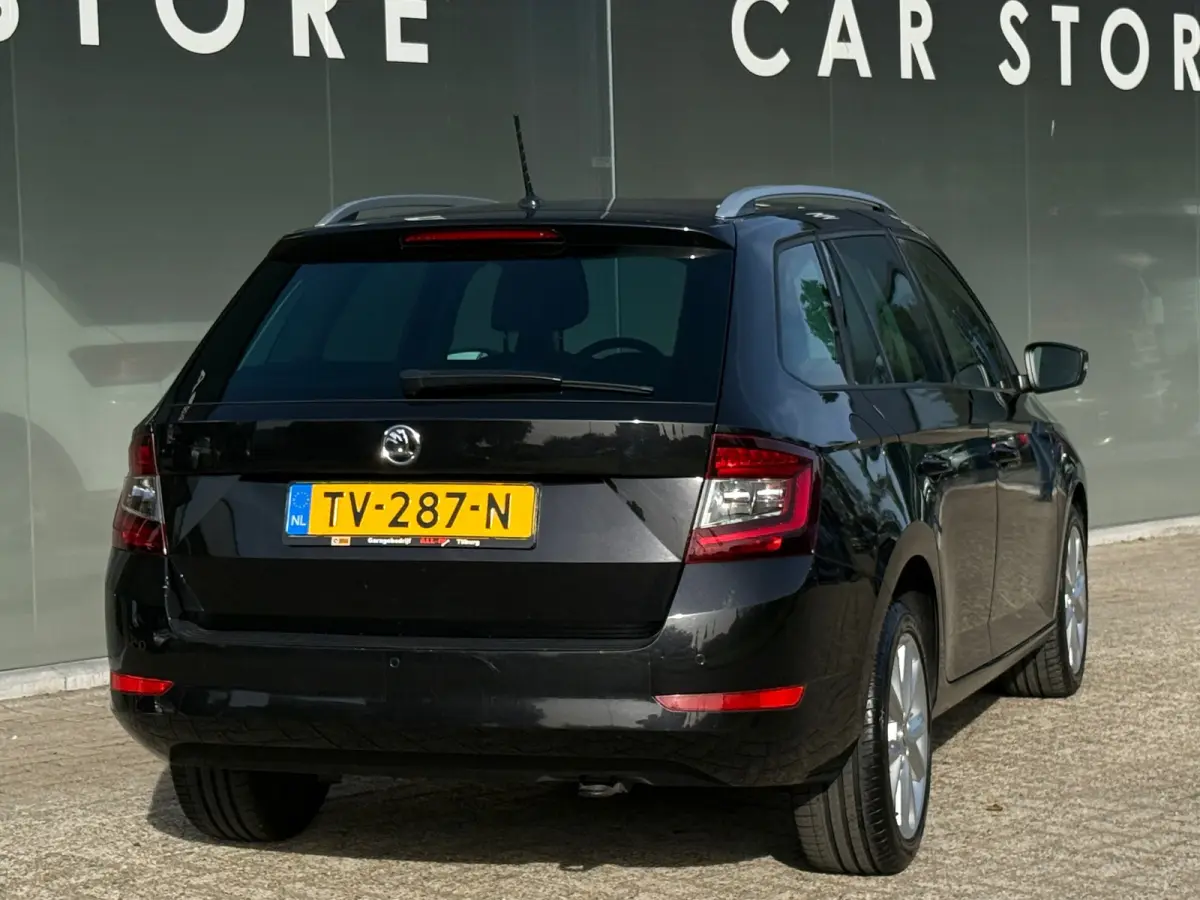 1.0 TSI 95PK Clever Navi|Carplay|PDC|16 Inch