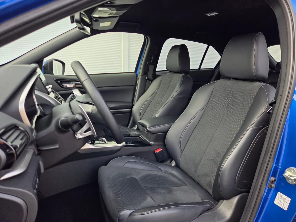 2.4 PHEV Business Executive Adaptive cruise control / apple carplay& android auto / Stoelverwarming voor en achter / stuurverwarming / key less entry/start