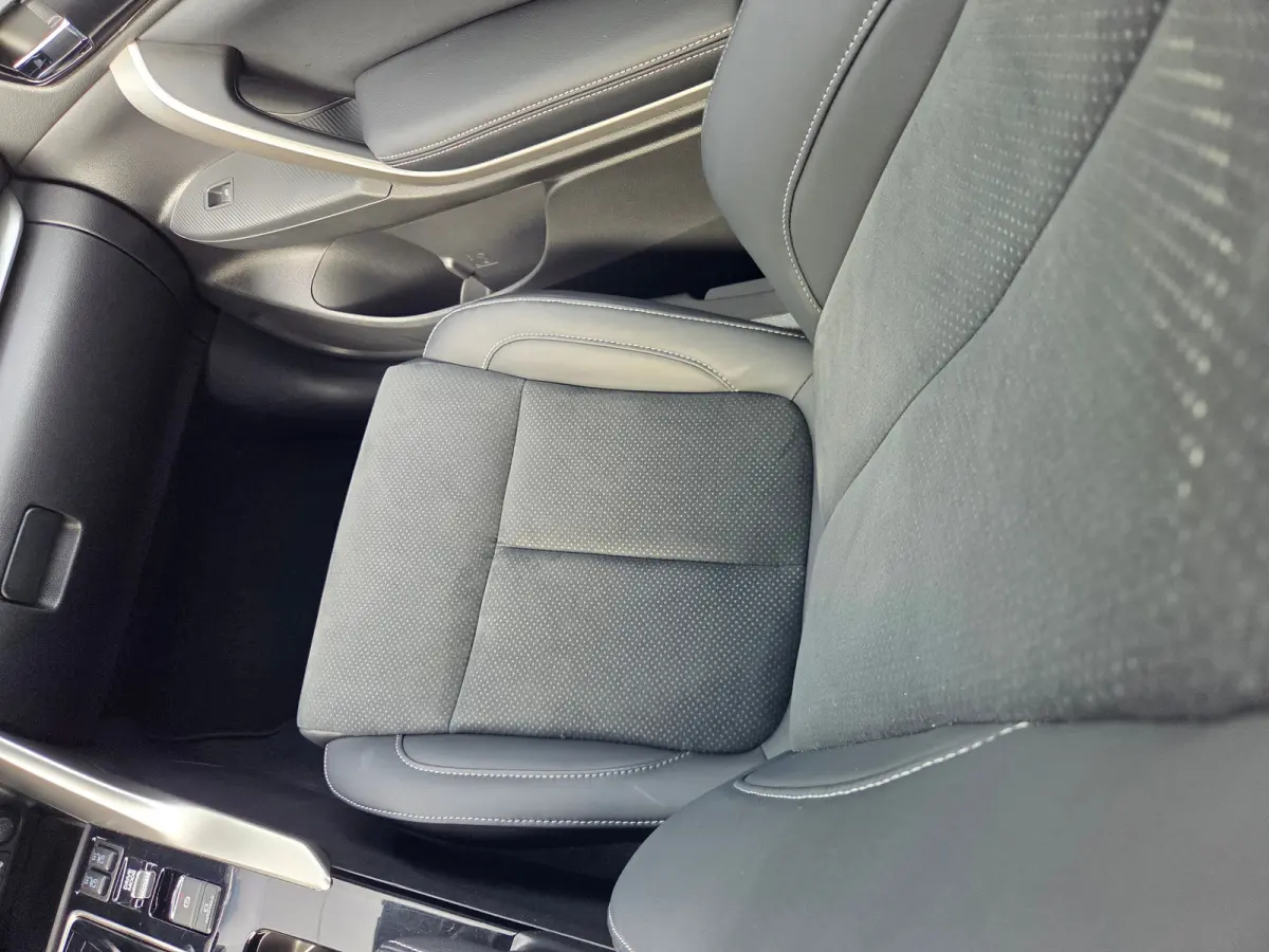 2.4 PHEV Business Executive Adaptive cruise control / apple carplay& android auto / Stoelverwarming voor en achter / stuurverwarming / key less entry/start