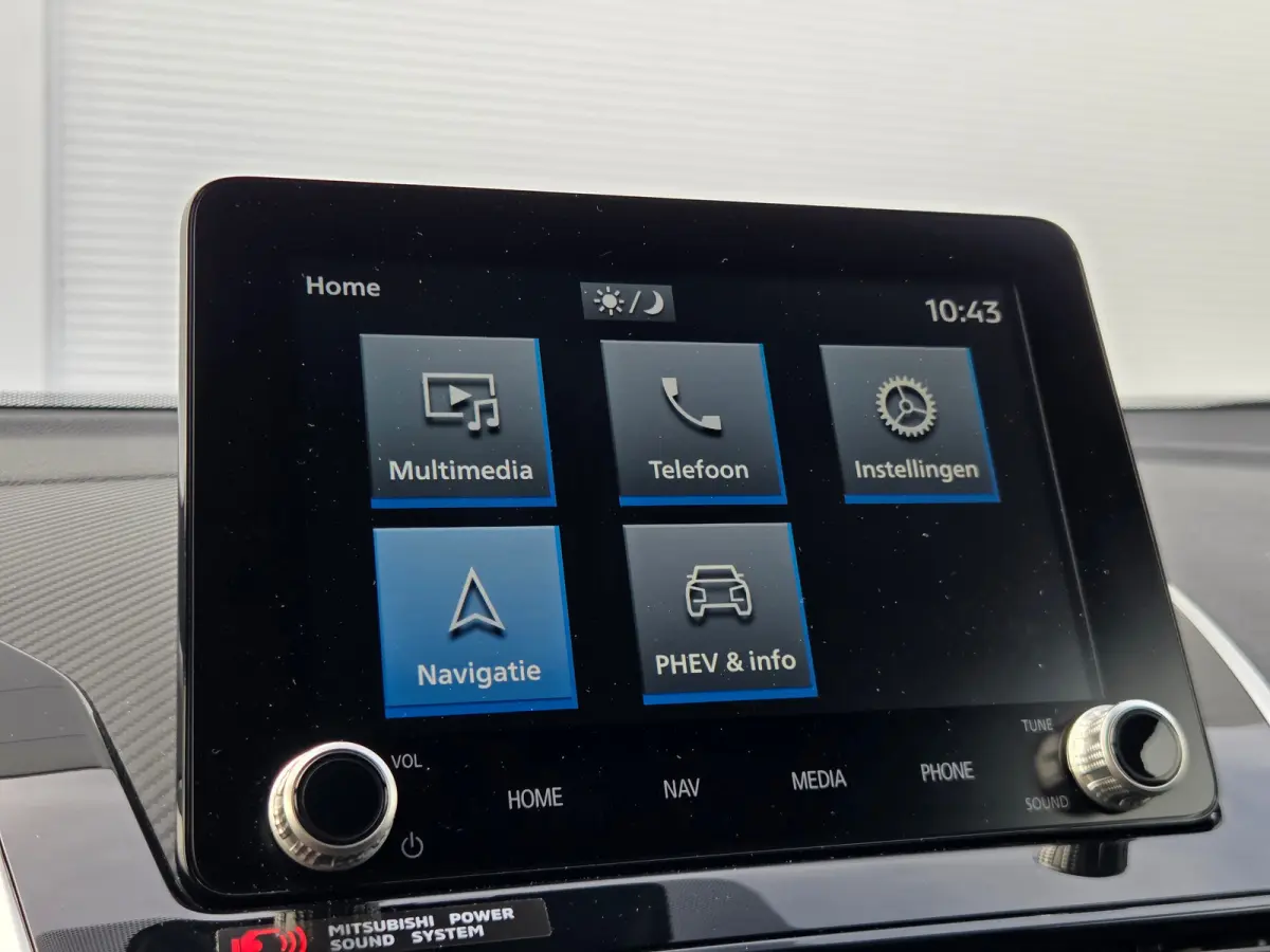 2.4 PHEV Business Executive Adaptive cruise control / apple carplay& android auto / Stoelverwarming voor en achter / stuurverwarming / key less entry/start