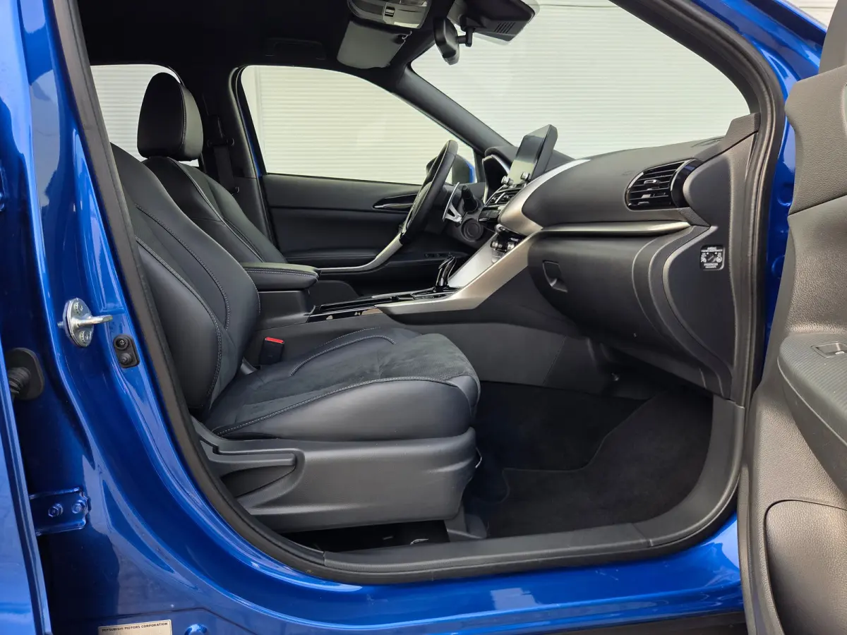 2.4 PHEV Business Executive Adaptive cruise control / apple carplay& android auto / Stoelverwarming voor en achter / stuurverwarming / key less entry/start