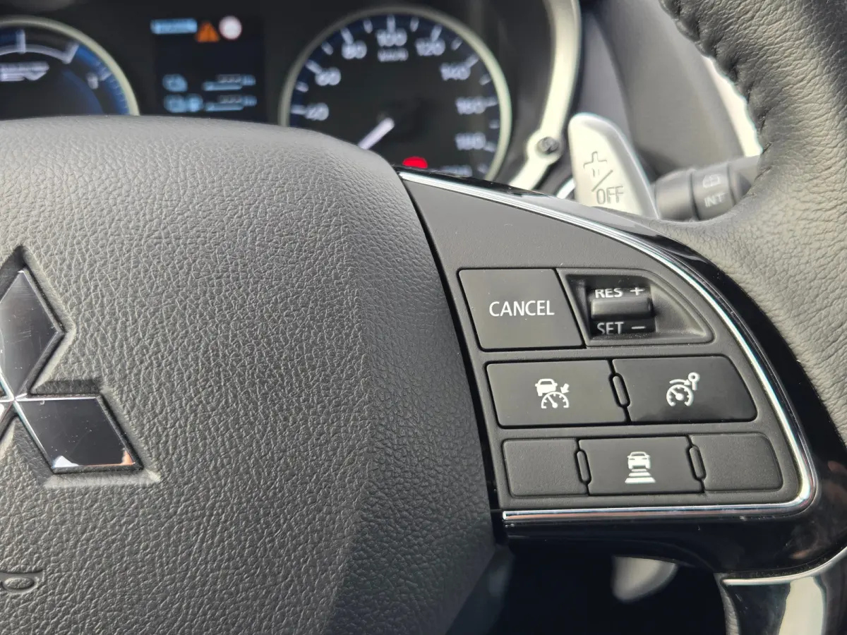 2.4 PHEV Business Executive Adaptive cruise control / apple carplay& android auto / Stoelverwarming voor en achter / stuurverwarming / key less entry/start