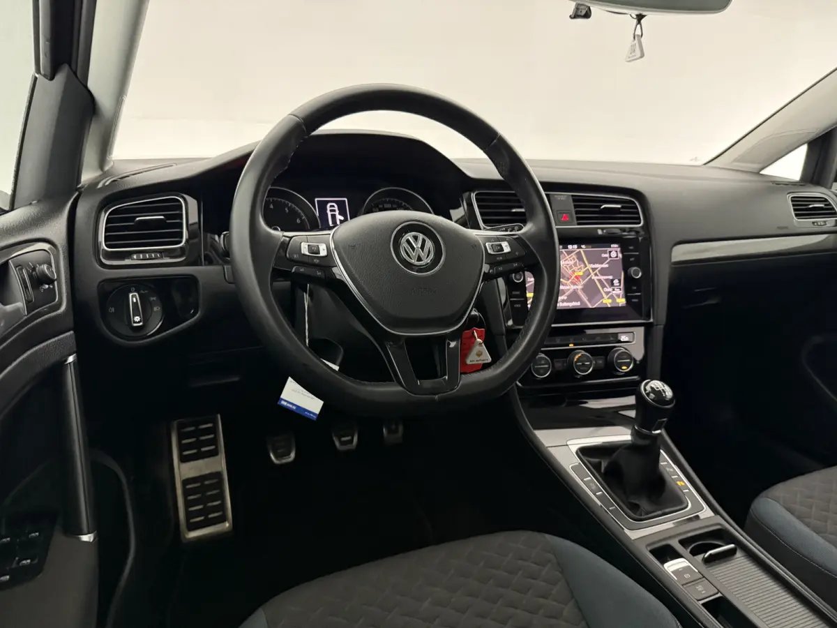 1.0 TSI Highline | Cruise | Carplay | Clima | Navi | LED | Parkeersens.