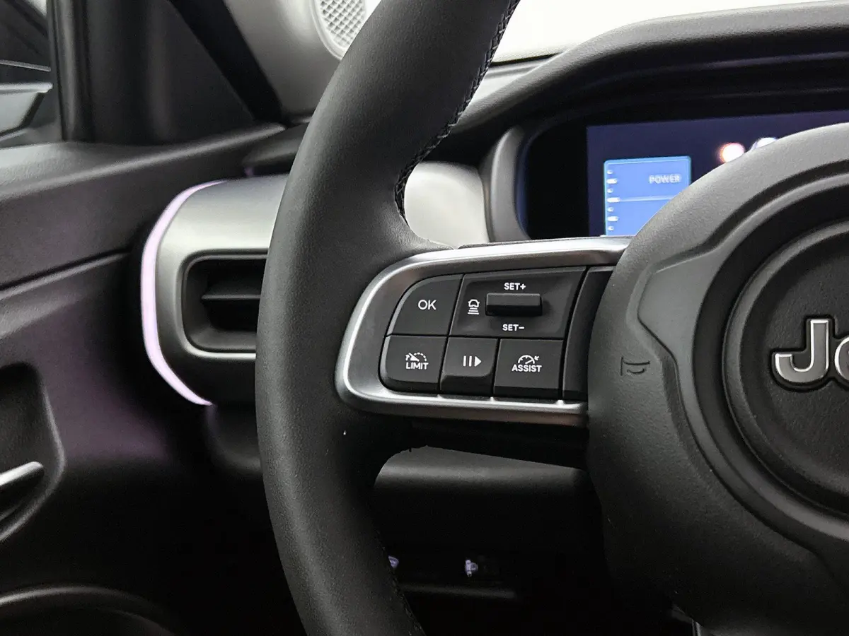 156pk Summit 54 kWh Automaat | Elektrische Klep | Adaptieve Cruise Control | ACCU 97% | Climate Control | Navigatie | 3 Fase | full-LED | 18"LMV | Dodehoekdetectie | Apple Carplay/Android Au