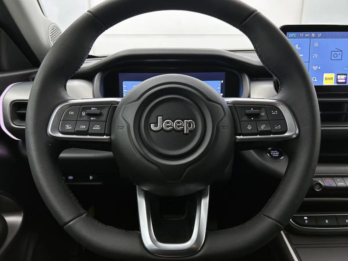 156pk Summit 54 kWh Automaat | Elektrische Klep | Adaptieve Cruise Control | ACCU 97% | Climate Control | Navigatie | 3 Fase | full-LED | 18"LMV | Dodehoekdetectie | Apple Carplay/Android Au