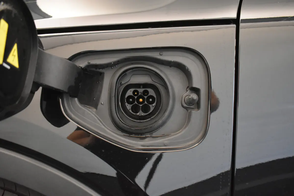 1.5 T4 Inscription 360°Cam R-Design El Trekh +aKlep Pano Stoel+Stuur verwarming