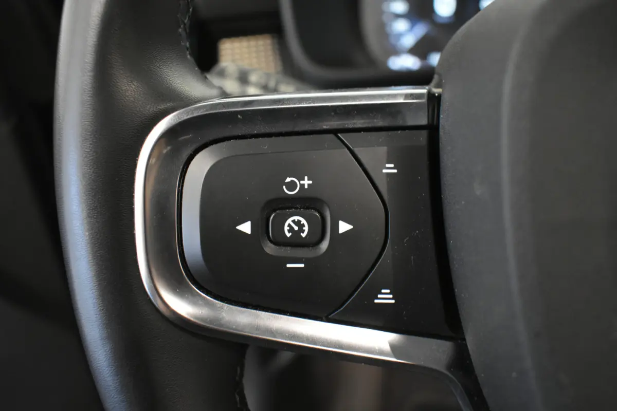 1.5 T4 Inscription 360°Cam R-Design El Trekh +aKlep Pano Stoel+Stuur verwarming