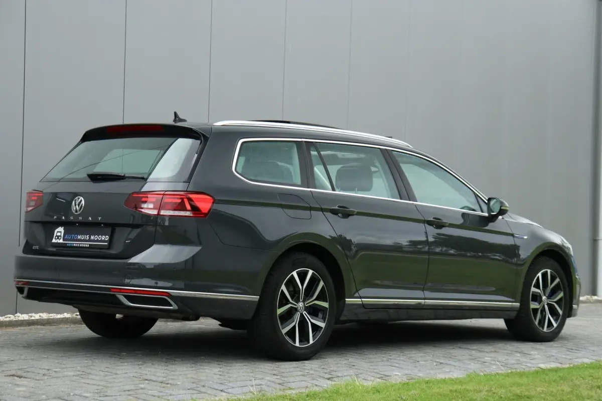 1.4 TSI PHEV GTE / 218PK / ACC / Virtual Cockpit / Pano / Camera / Keyless / 17"!