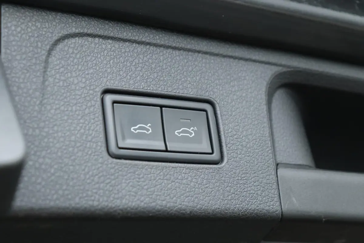 1.4 TSI PHEV GTE / 218PK / ACC / Virtual Cockpit / Pano / Camera / Keyless / 17"!