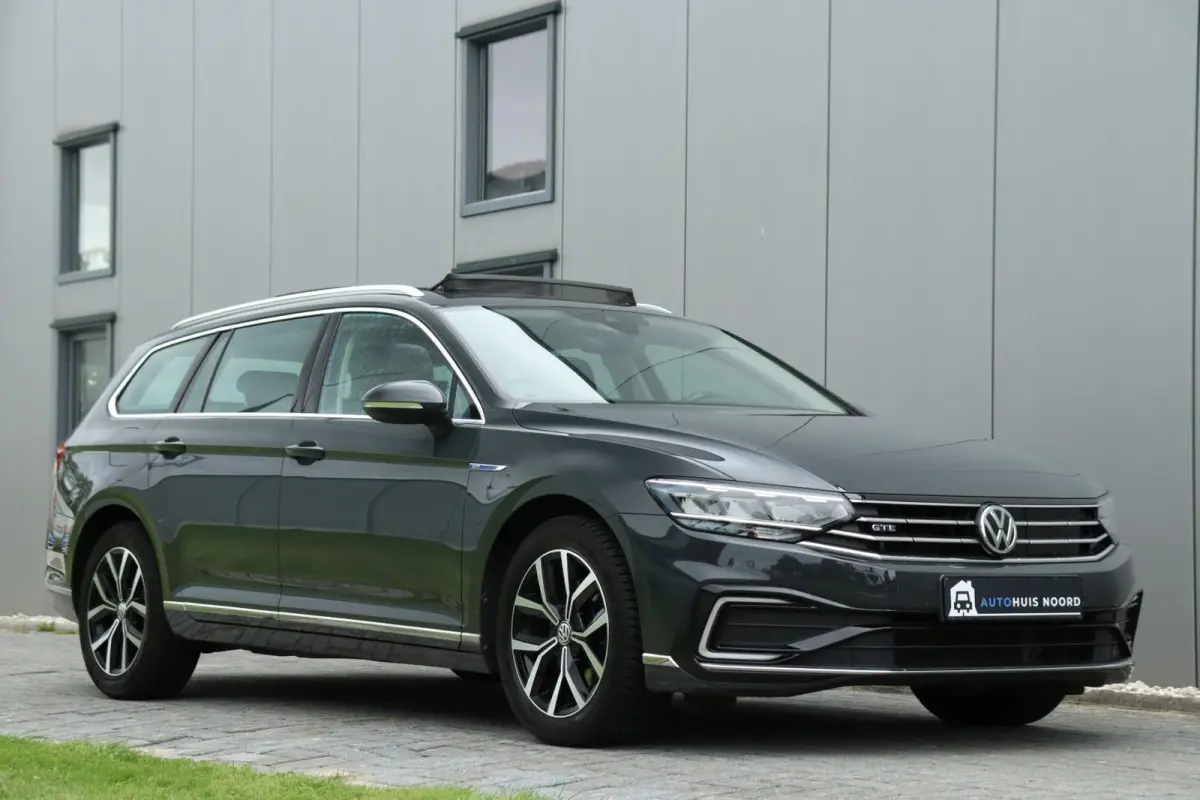 1.4 TSI PHEV GTE / 218PK / ACC / Virtual Cockpit / Pano / Camera / Keyless / 17"!