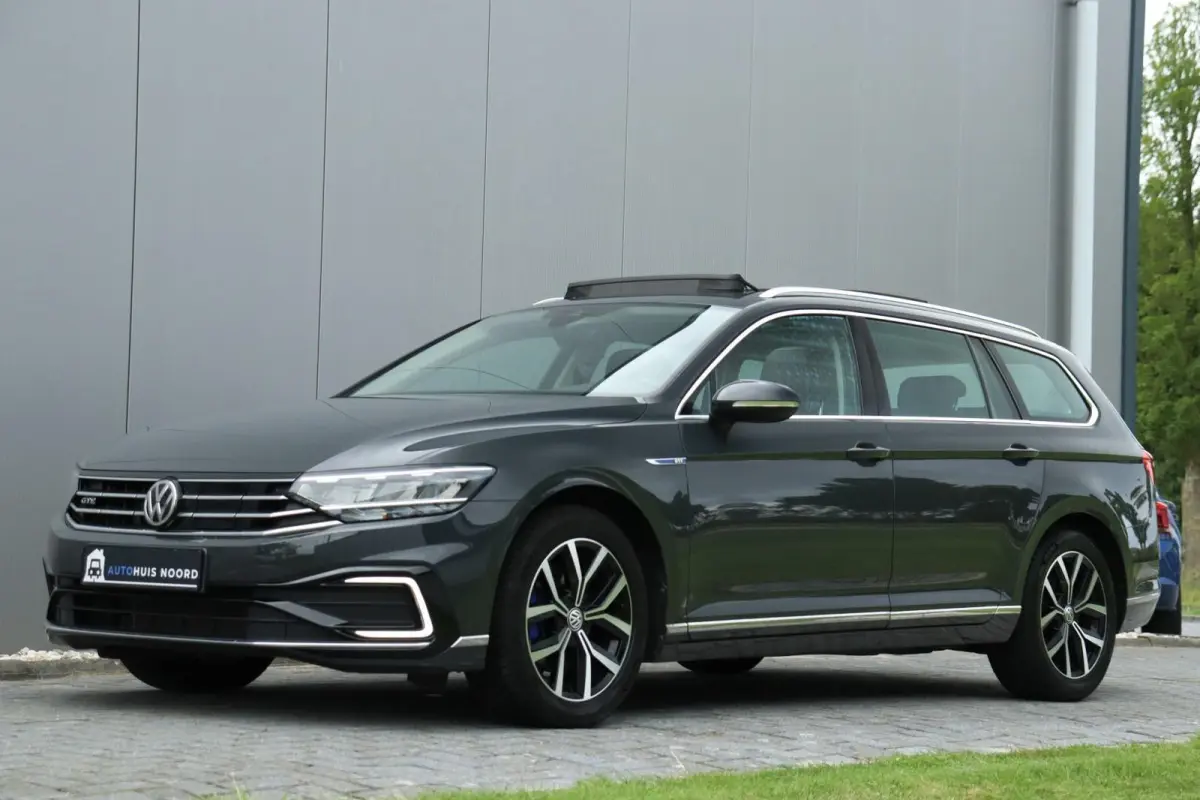 1.4 TSI PHEV GTE / 218PK / ACC / Virtual Cockpit / Pano / Camera / Keyless / 17"!