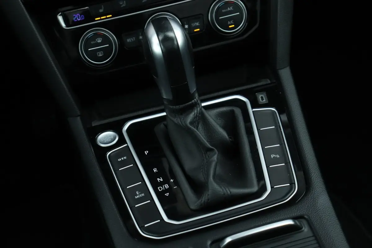 1.4 TSI PHEV GTE / 218PK / ACC / Virtual Cockpit / Pano / Camera / Keyless / 17"!
