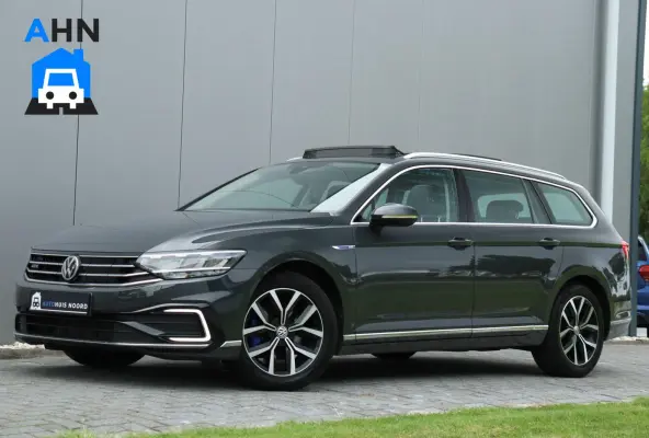 1.4 TSI PHEV GTE / 218PK / ACC / Virtual Cockpit / Pano / Camera / Keyless / 17"!