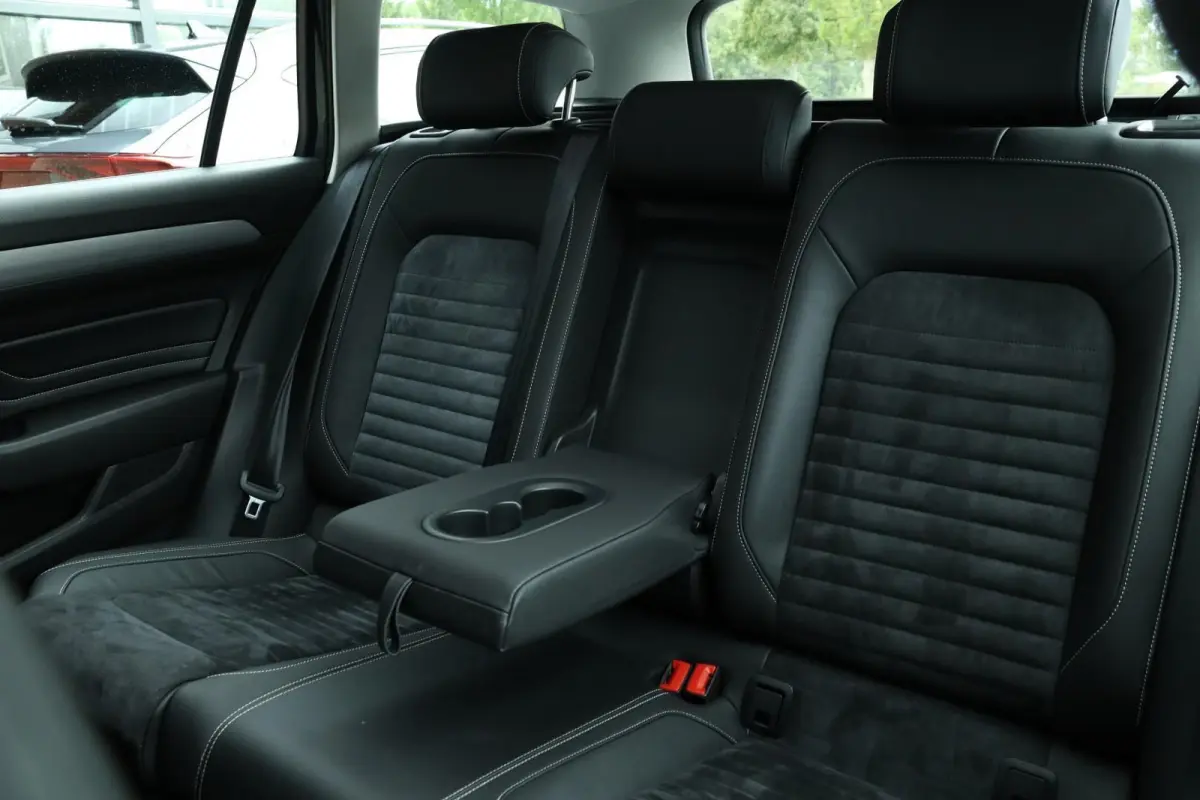 1.4 TSI PHEV GTE / 218PK / ACC / Virtual Cockpit / Pano / Camera / Keyless / 17"!