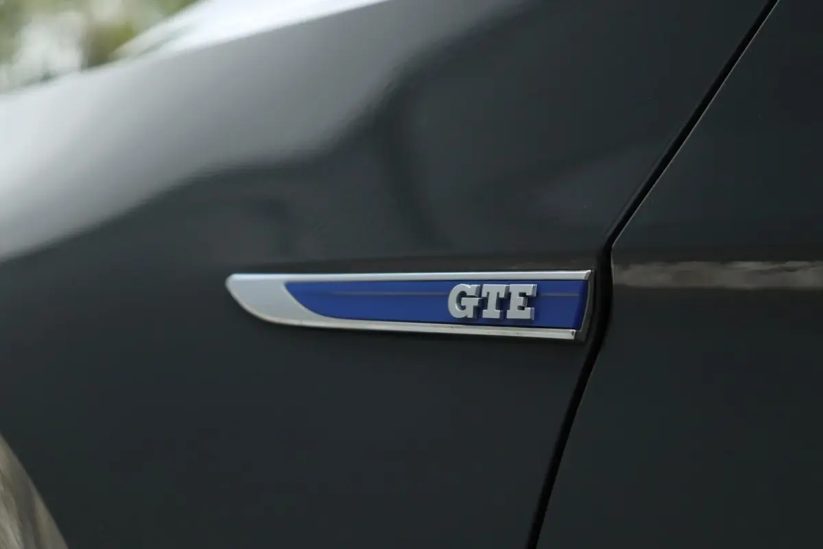 1.4 TSI PHEV GTE / 218PK / ACC / Virtual Cockpit / Pano / Camera / Keyless / 17"!