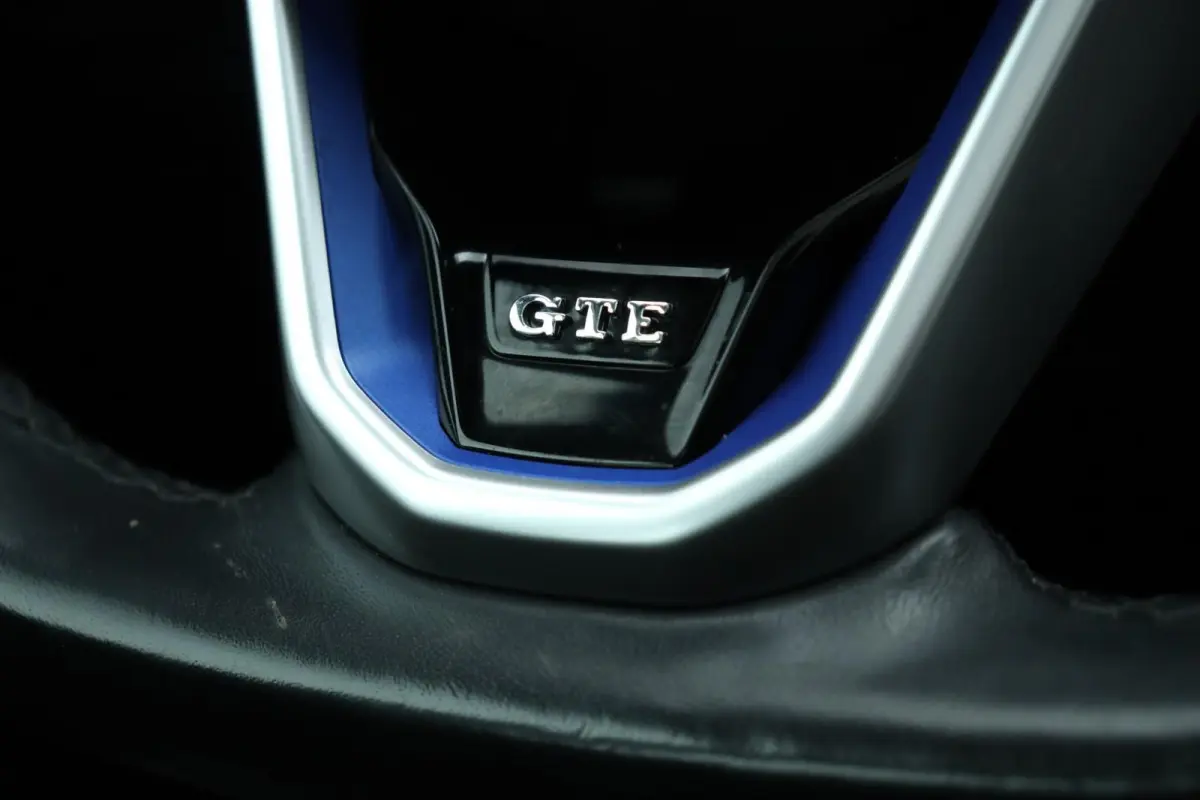 1.4 TSI PHEV GTE / 218PK / ACC / Virtual Cockpit / Pano / Camera / Keyless / 17"!